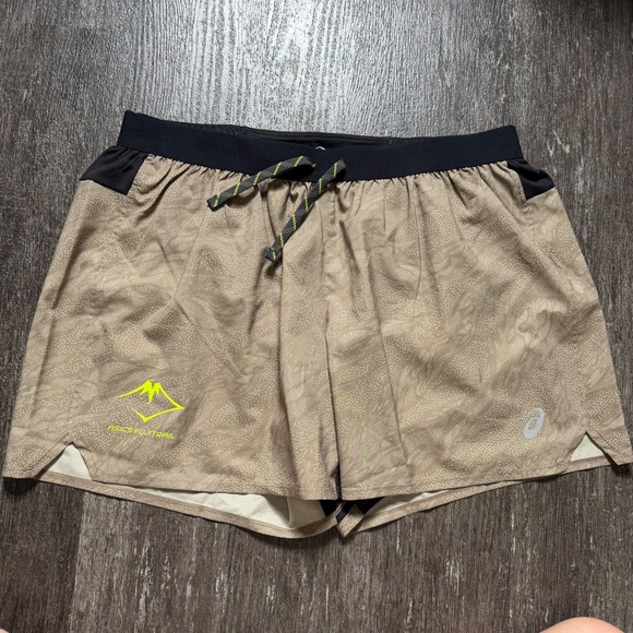 Asics Other - ASICS Fujitrail Running Shorts Mens 2XL Tan Topographic Pattern Reflective Trail